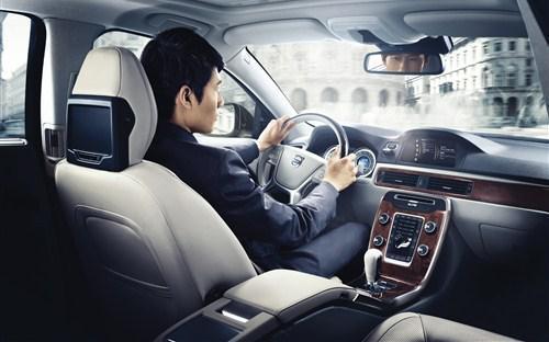 建議 過了30歲的男人,車里盡量添置這7樣汽車用品,實用有檔次